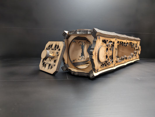 Holzweinbox Totenkopf