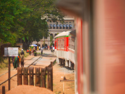 36 Stunden Fahrt von Kigoma nach Daressalam