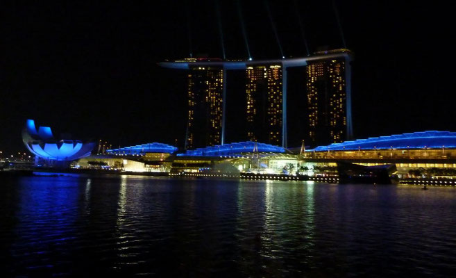 Lasershow am Marina Bay Sands