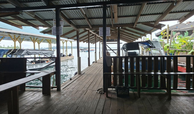 Wassertaxi-Station