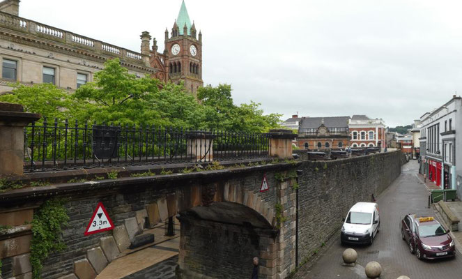 Derrys alte Stadtmauern