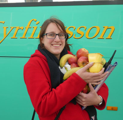 wenn man nichts verderbliches zurück an Bord bringen darf...wird eben für den Busfahrer gesammelt