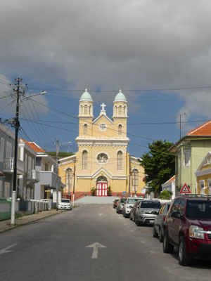 Kirche in der Nachbarschaft