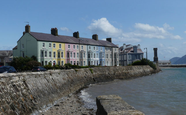 Regenbogenhäuschen in Beaumaris