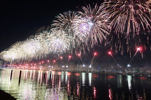 Feuerwerk an der Corniche
