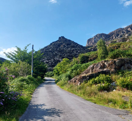 auf dem Weg in die Schieferberge