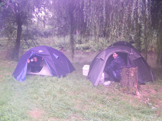 camping au bord de l'eau Canoë enterrement vie garçon, groupes, scolaires, centres de loisirs, Picquigny Somme Picardie