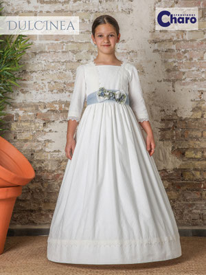 Precio outlet. 371,25 €. Talla disponible: 8, 10 y 12