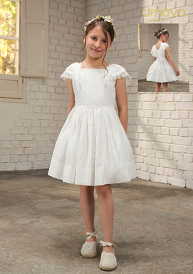 P.V.P. 393,75 €. Talla disponible: 12. Vestido convertible.