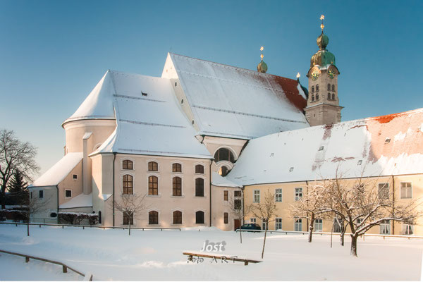 winterliche Kirche Landsberg