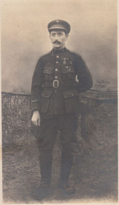 Gaston Dubois né à Bierghes le 24 juillet 1890 et décédé à Hoogstaede le 25 avril 1916