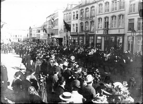 1897 - La rentrée du Tour Saite-Gertrude