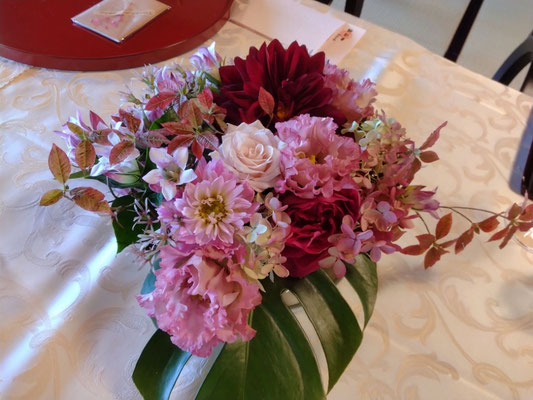 ￥3000　23x26x9　来賓席花