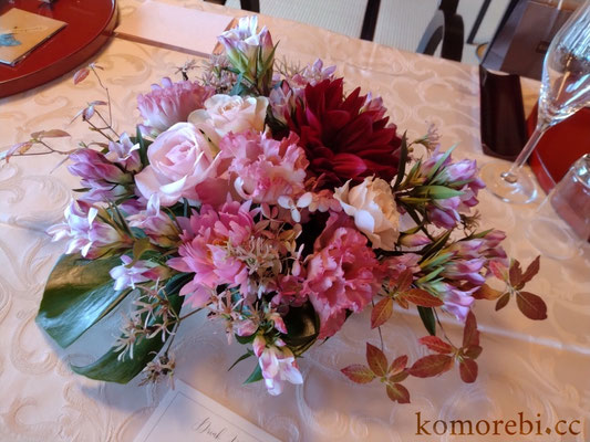 ￥3000　24x25x9　来賓席花