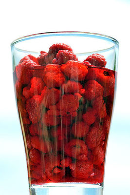 Framboises décongelées dans leur jus: plaisir d'été retrouvé / Defrosted raspberries in their own juice : summer in the middle of winter