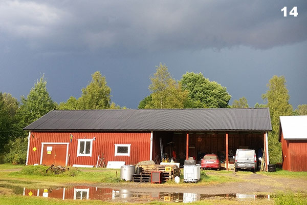 Unser Honighaus und Carport.