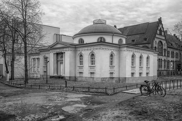 Reinhard Mokros Tieranatomisches Theater Berlin 