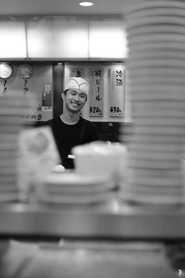 "DISHES MOUNTAINS FRAME PORTRAITS" (JAPAN 2019)