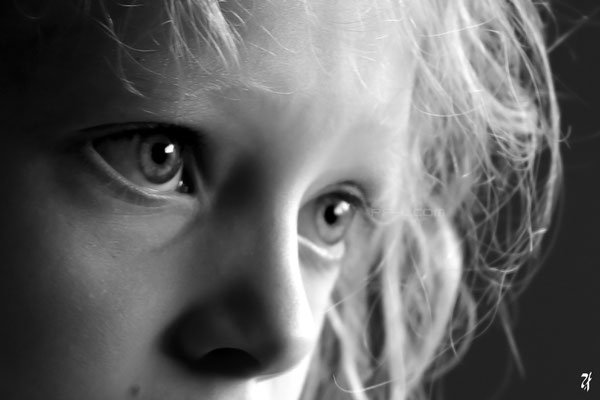 "FROM HER EYES TO MY HEART" (FRANCE 2018)
