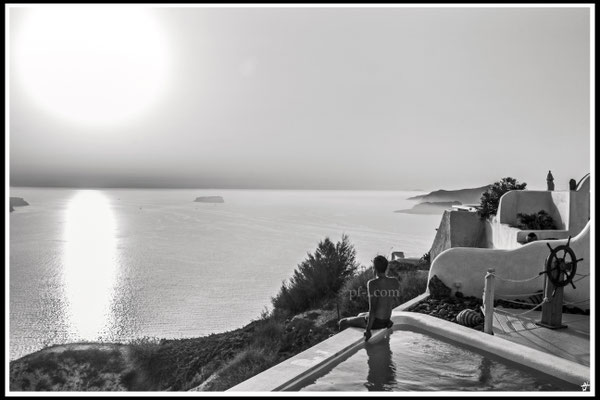 GREEK ODYSSEY "SUN REFLECTIONS" (GREECE SANTORINI SEPT 2017)