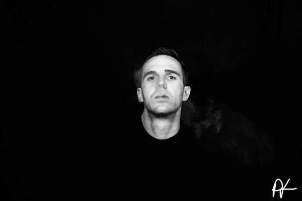 SMOKING FACE