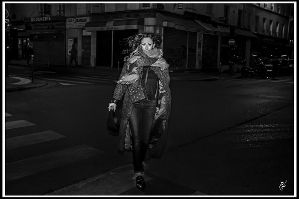 PARISIENNE BY NIGHT (PARIS NOVEMBER 2017)