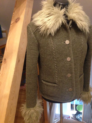 Trachtenjacke mit Pelzkragen