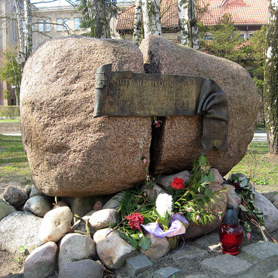 Denkmalstein für Danuta Siedzikówna in Sopot
