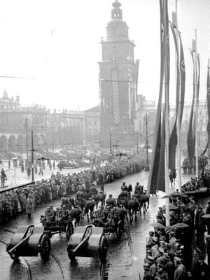 Parade von SS und Polizei am 25. Oktober 1940 (Aufnahme aus dem deutschen Bundesarchiv)