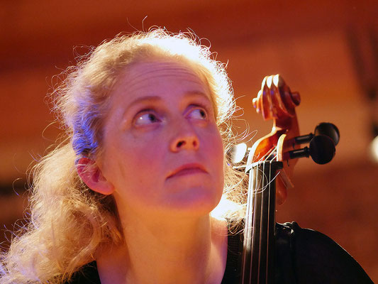 Nora Krahl, Cello; Sue Schlotte, Cello; Willem Schulz, Cello