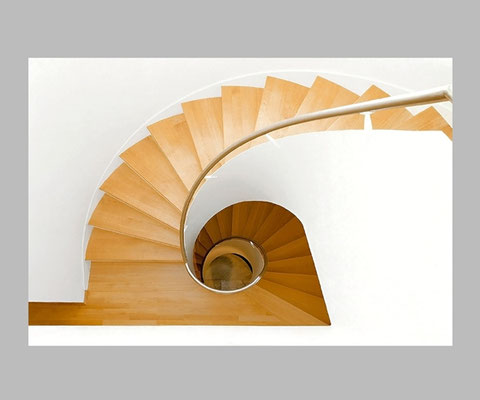 TREPPE_01  FineArt-Print, 53 x 36 cm, Passepartout 60 x 50 cm, Preis: 300.- Euro; mit Rahmen 350 Euro