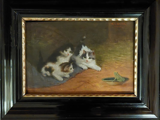 NN: Drei Kätzchen vor Frosch, Öl auf Holzplatte, vermutlich ca. 1880 bis 1920, Preis gerahmt: 250 € 