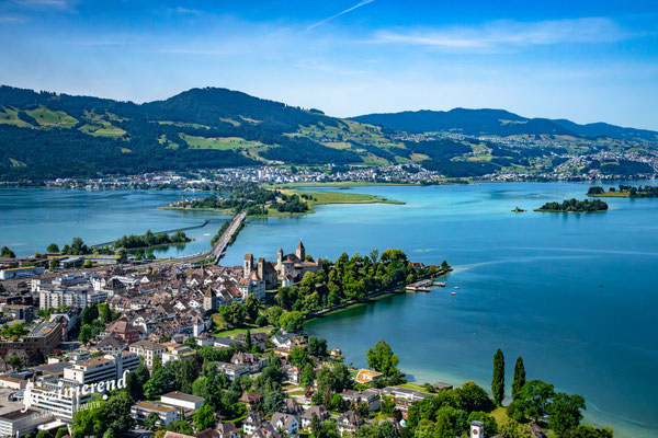 Luftaufnahme von Rapperswil aus der Luft, Region Zürich, Schweiz