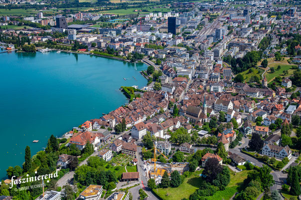 Luftaufnahme von Zug, Zentralschweiz, Schweiz