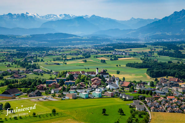 Luftaufnahme von Hohenrain, Zentralschweiz, Schweiz
