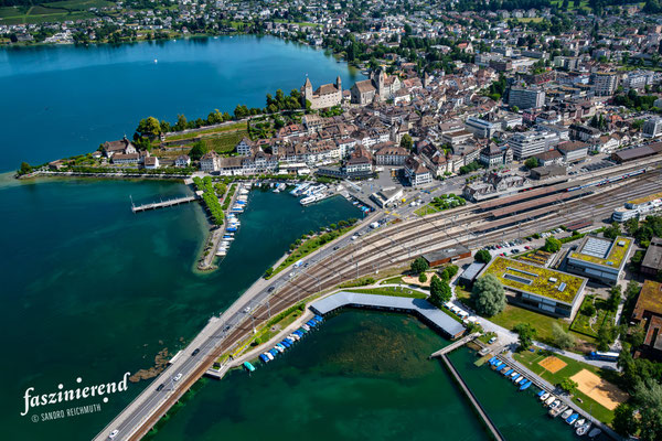Luftaufnahme von Rapperswil aus der Luft, Region Zürich, Schweiz