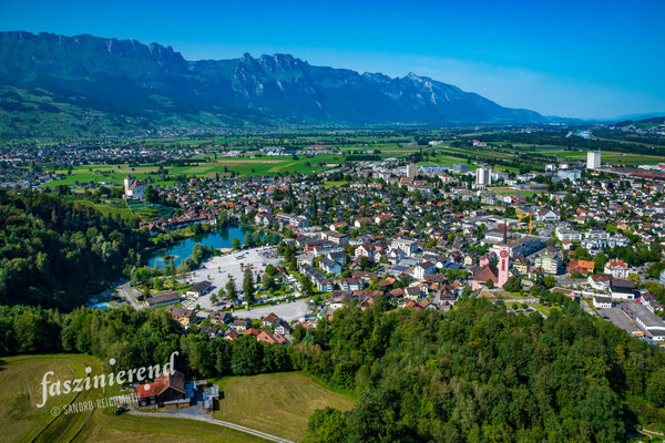 Luftaufnahme von Buchs SG und Werdenberg, Ostschweiz, Schweiz
