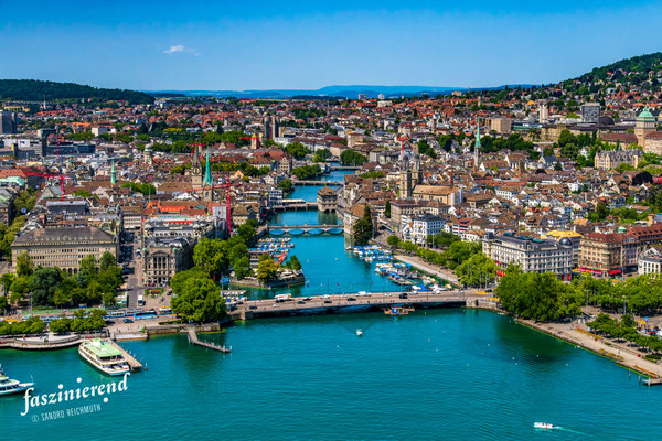 Luftaufnahme von Zürich aus der Luft, Region Zürich, Schweiz