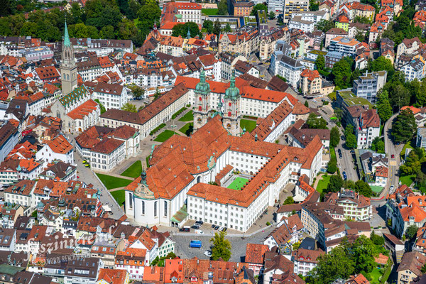 Luftaufnahme von Stiftsbezirk St.Gallen, Ostschweiz, Schweiz