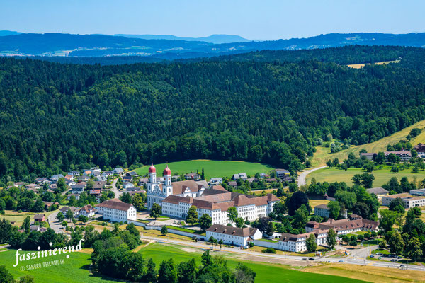 Luftaufnahme von Grossdietwil, Zentralschweiz, Schweiz