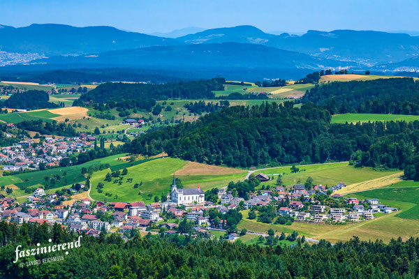 Luftaufnahme von Grossdietwil, Zentralschweiz, Schweiz