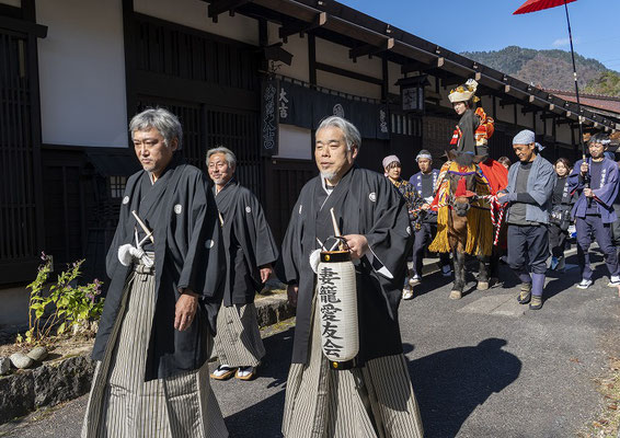 人気の花嫁行列