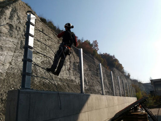 Installazione di barriera paramassi statica - Piemonte - CN