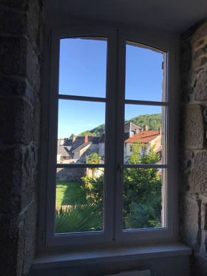 MENUISERIE EXTERIEURE BOIS SUR MESURE BEAULIEU 19