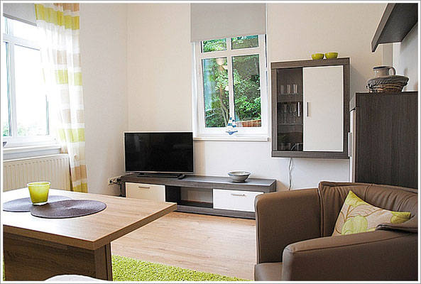 Wohnzimmer - 1 Etage