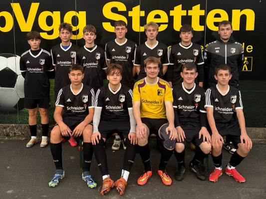 U17