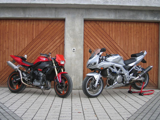 YAMAHA R1 / SUZUKI SV1000S
