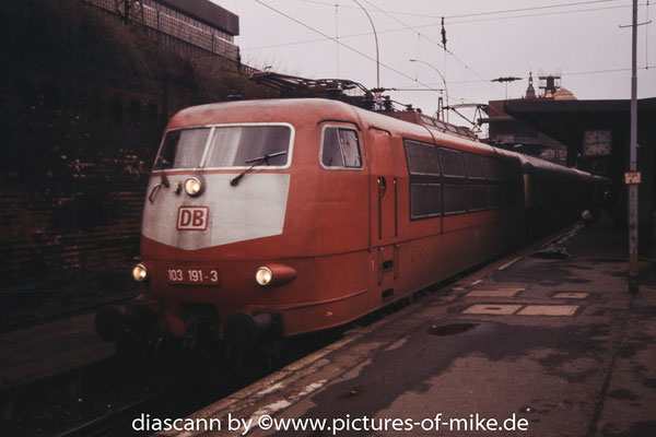 103 191 am 2.4.1995 in Hamburg-Hbf.