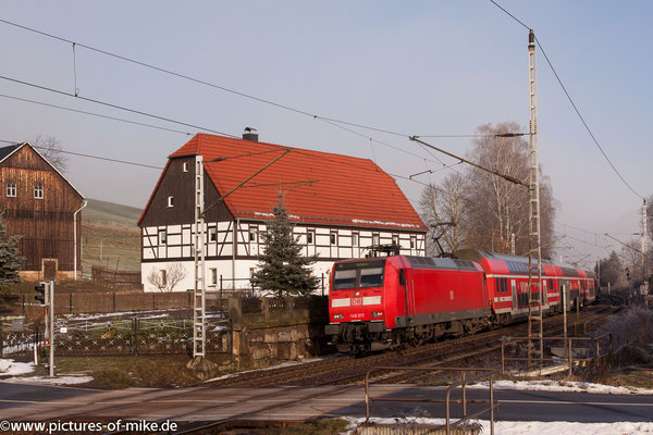 146 017 am 29.1.2016 mit der S1 nach Schöna in Rathen
