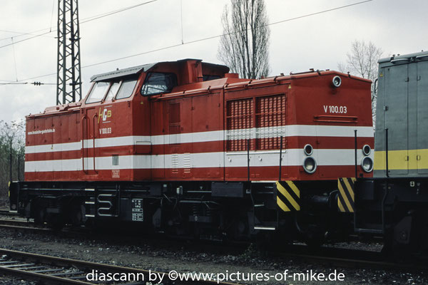 LEW 13527, 1972 // # V 100.03 von HGB (Hessische Güterbahn GmbH), vermietet an Stock-Transport, Mainz, am 23.3.2008 in Mannheim-Hbf. // ex. 110 448, ex. 112 448